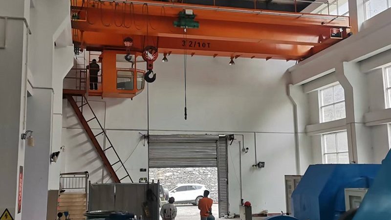 建筑工地起重机改造定做的关键考量因素